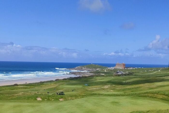Golf above Fistral Beach